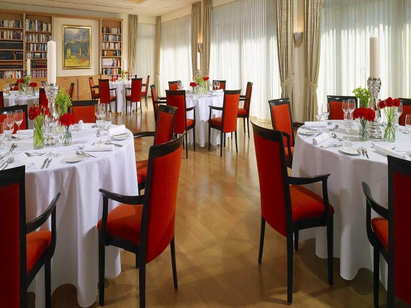 Sheraton Carlton Nuernberg Exterior photo The Long Room